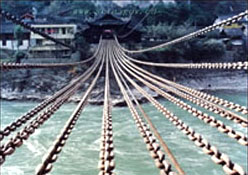 红河胡寨铁索桥